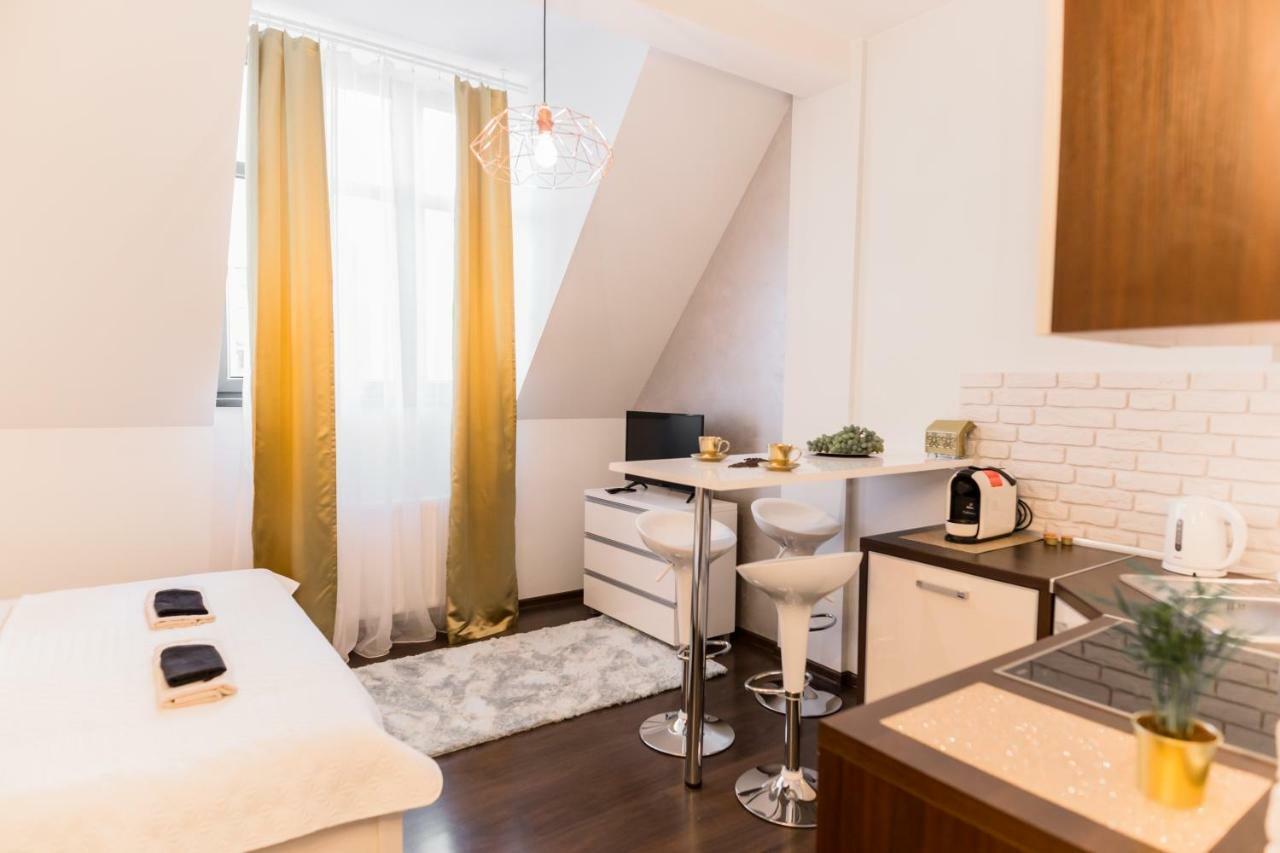 Goldeneye Apartment Center Breslau Exterior foto